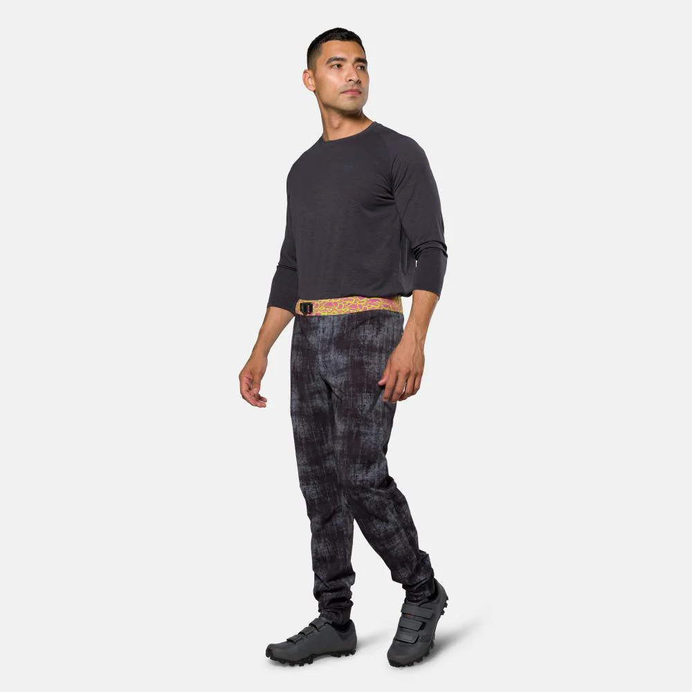 Men's Summit Pants - Image 4
