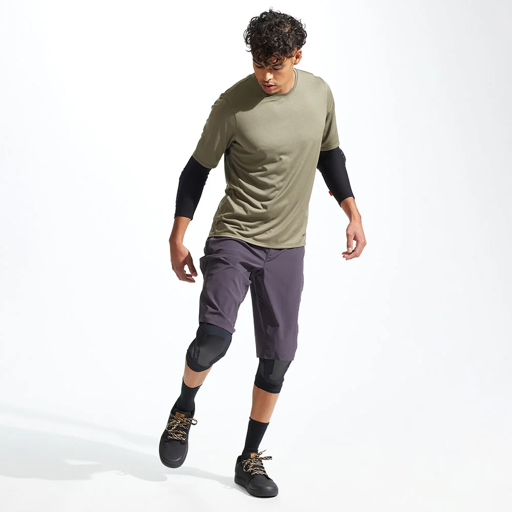 Summit Knee Guards - Image 9